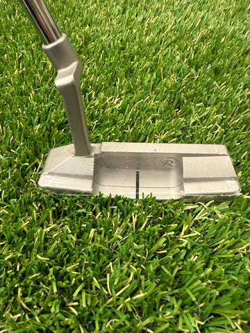 Taylormade TP Reserve  TR-B11 Putter 34" (NEW)