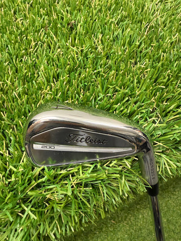 Titleist T200 #4 Iron  Dynamic Gold S300 Stiff Flex(USED)