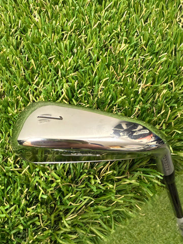 Titleist U505 #1 Iron Hazardous Stiff Flex(USED)